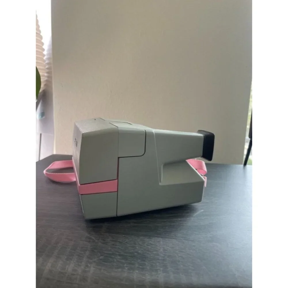 Vintage Polaroid Pink Cool Cam Vintage 600 Instant Camera
